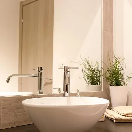 Romano Rooms Katánie
