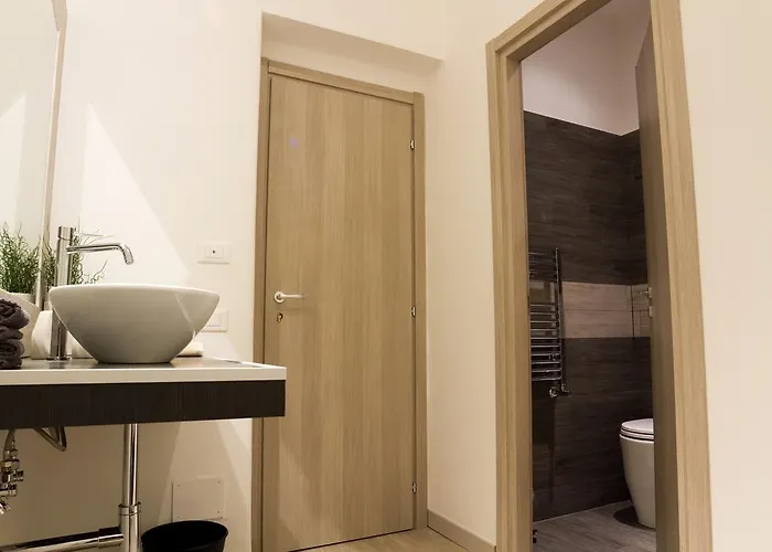 Romano Rooms B&B 카타니아