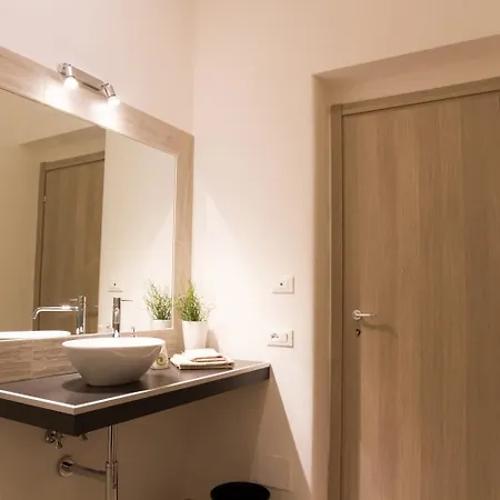 Romano Rooms Oda ve Kahvaltı Katanya