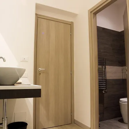 Romano Rooms 3*