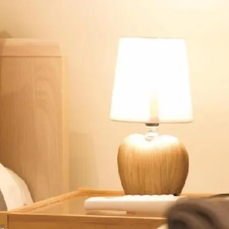 לינה וארוחת בוקר Romano Rooms קטאניה