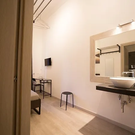 Romano Rooms 3*